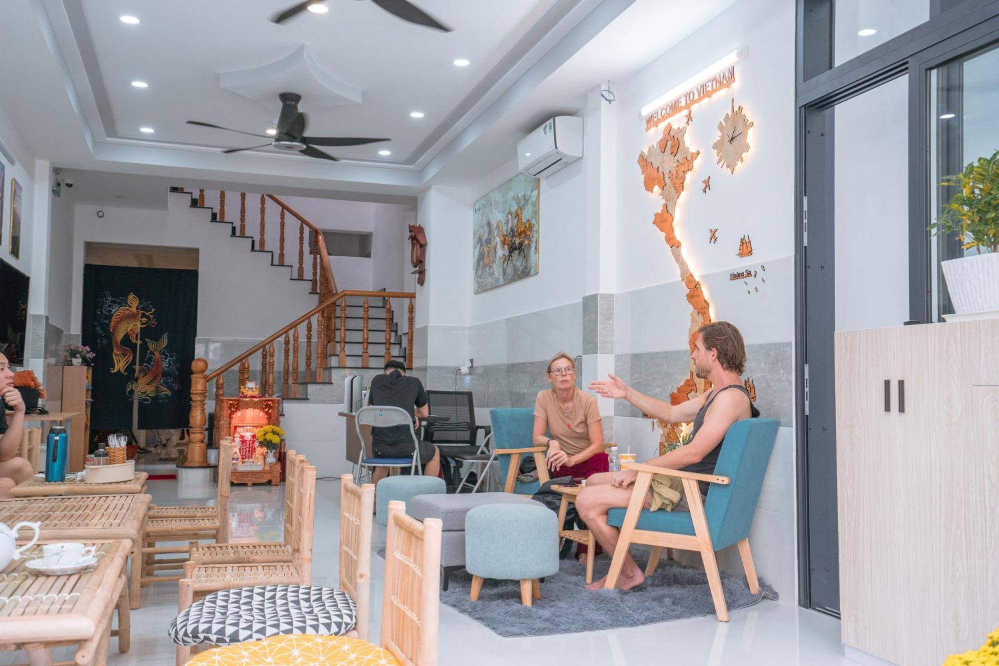 Aloha Saigon Premium Hostel By Local Travel Experts - Newly Opened, Less-Touristy Location, Spacious Rooms, Glass Shower Bathroom, Free Breakfast & Walking Tour مدينة هوشي منه المظهر الخارجي الصورة