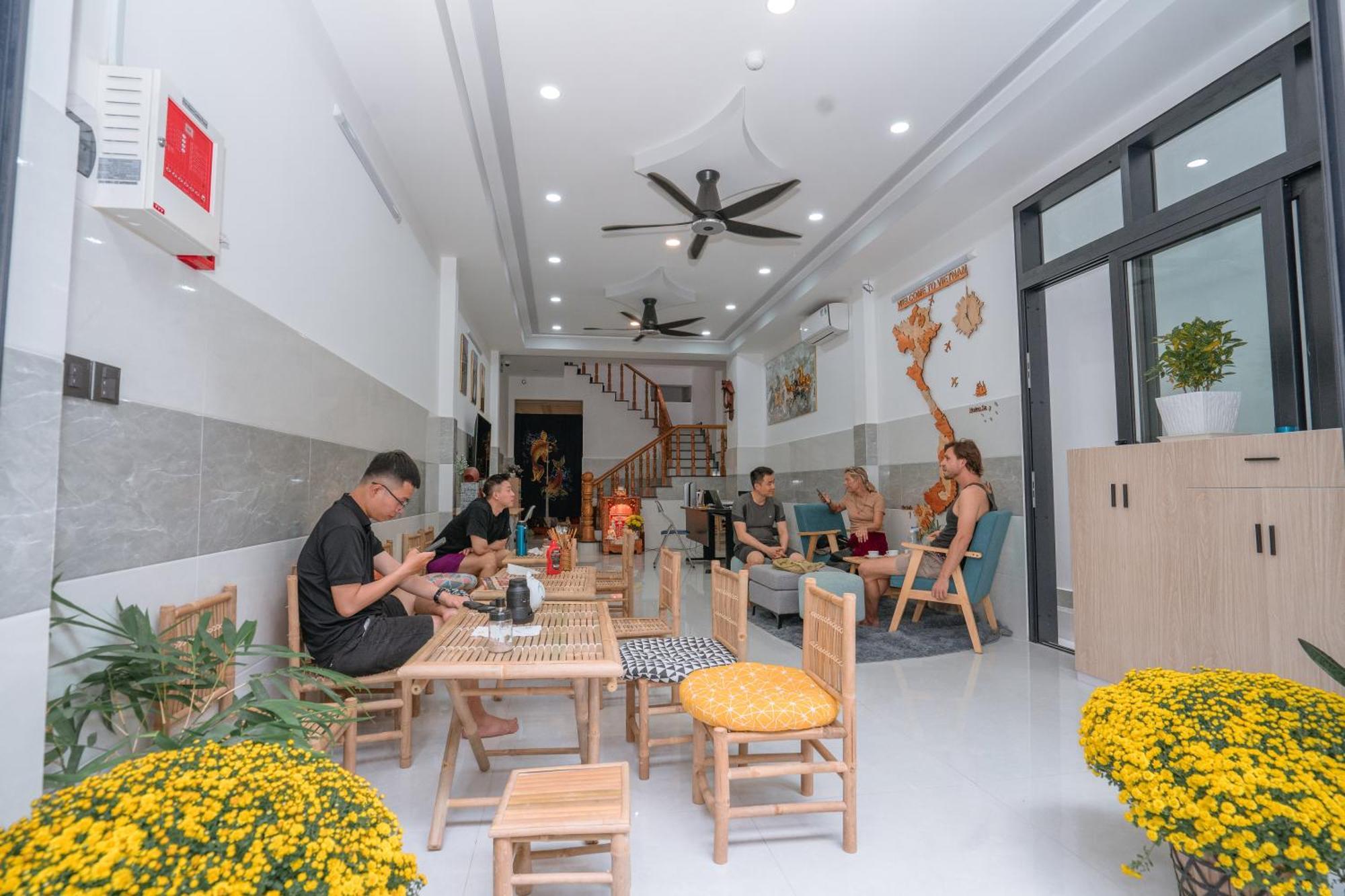 Aloha Saigon Premium Hostel By Local Travel Experts - Newly Opened, Less-Touristy Location, Spacious Rooms, Glass Shower Bathroom, Free Breakfast & Walking Tour مدينة هوشي منه المظهر الخارجي الصورة